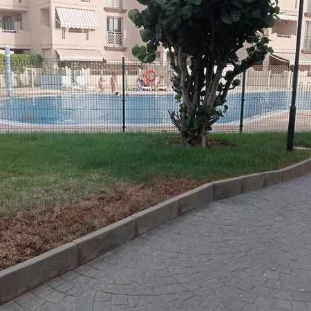 Apartment En La Tejita-el Medano. Familia Vilmar *